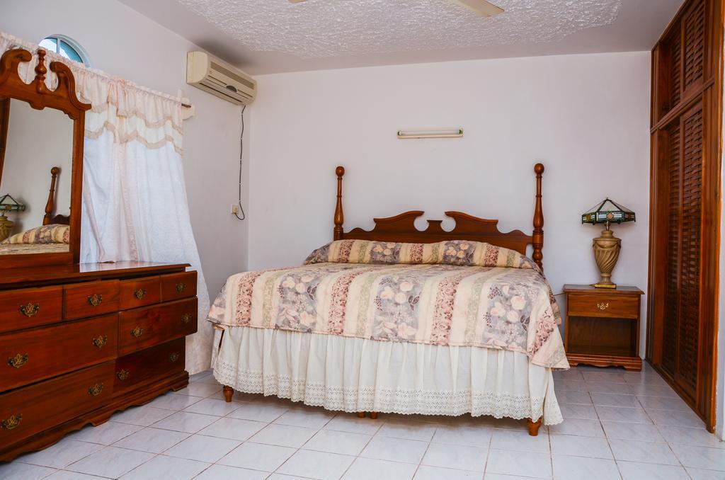 Vanvilla Guest House Negril Værelse billede